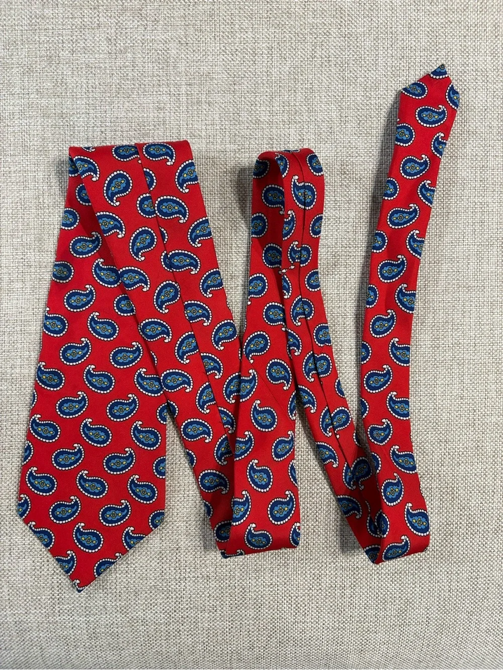 Turnbull & Asser London 100% Silk Red Paisley Tie Made in England 3.75”